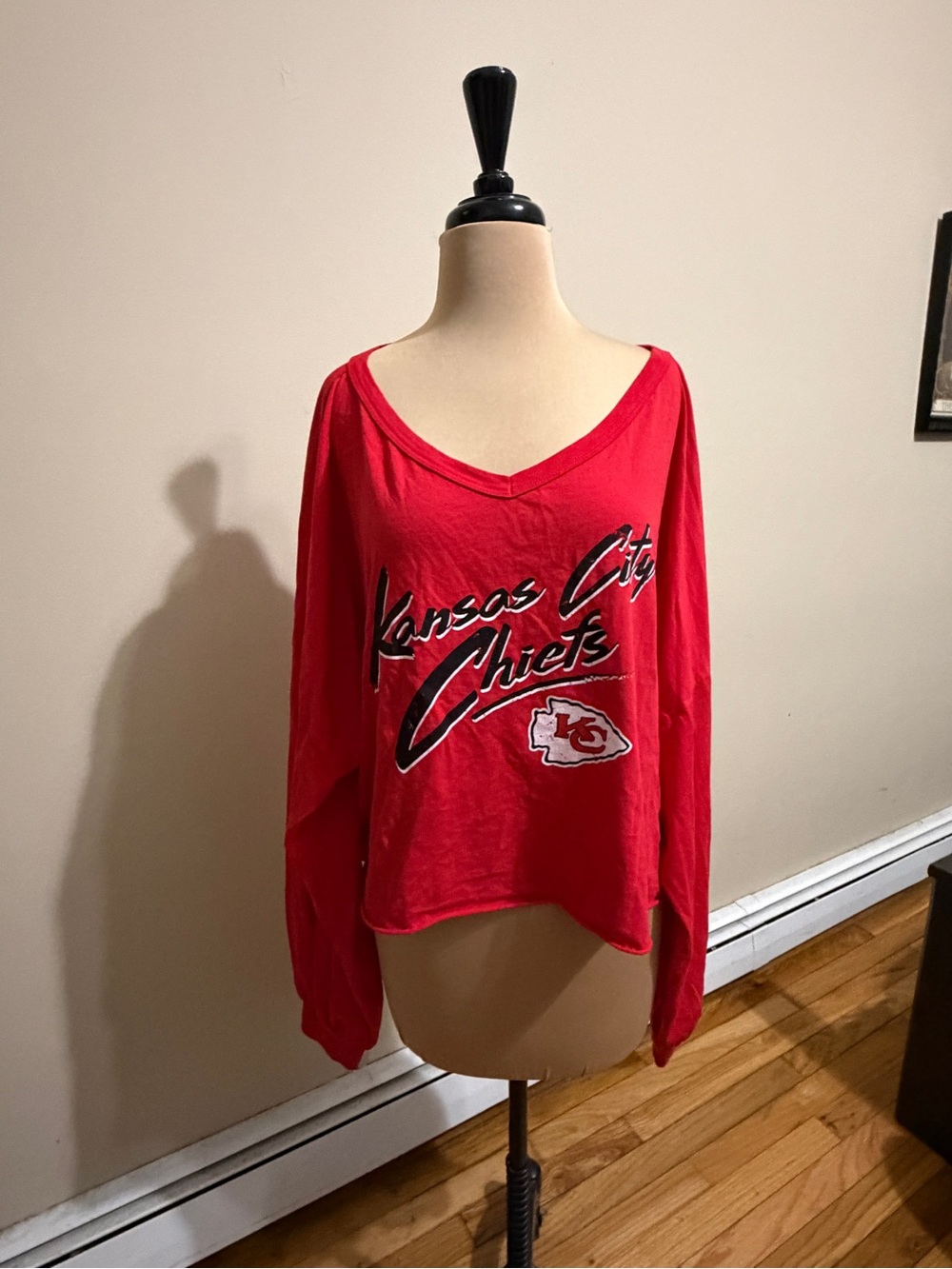 Ladies cropped Kansas City Chiefs Patrick Mahomes long sleeve T-shirt new w/tags